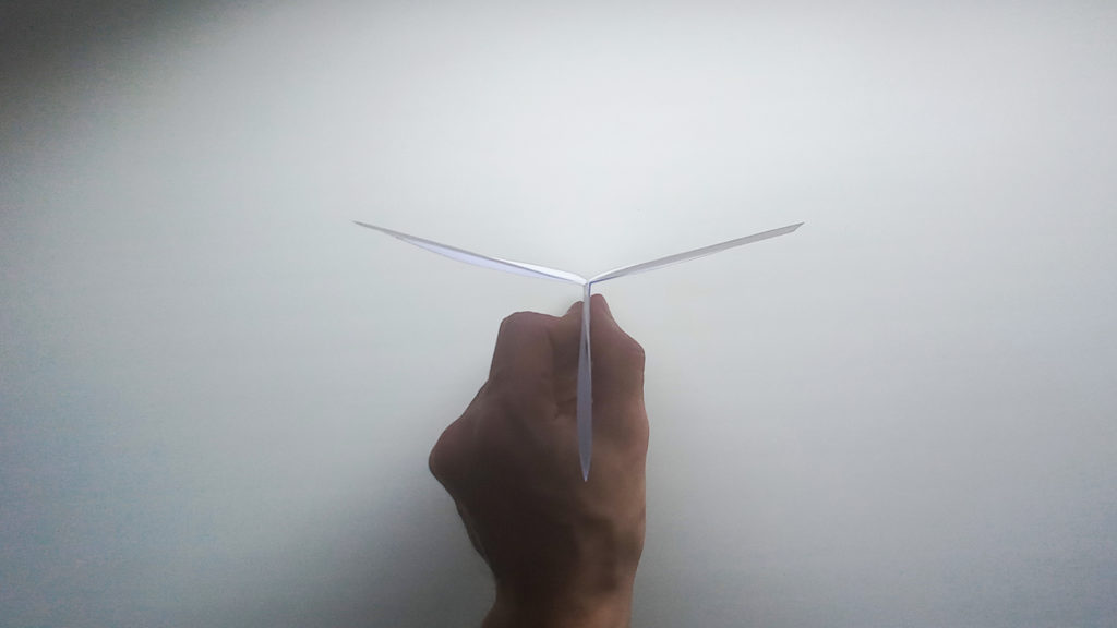 Бумажный самолетик Замок Накамуры - Отправляем самолетик в полёт