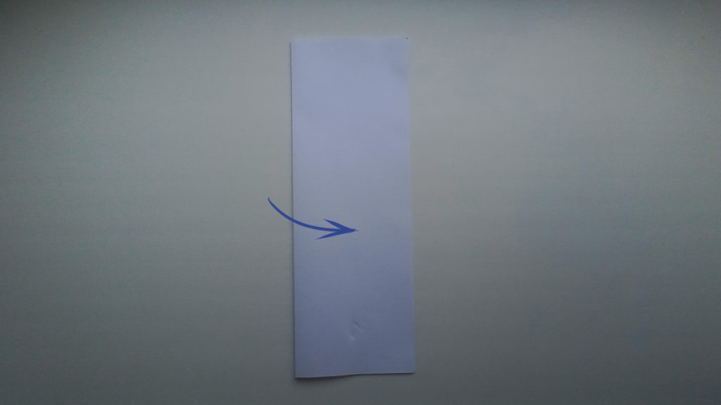 Бумажный самолетик Замок Накамуры - Шаг 2 - Лист пополам