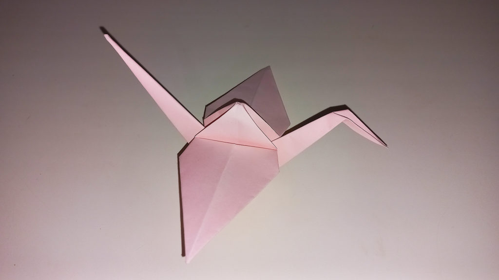 Оригами журавлик из бумаги своими руками - результат