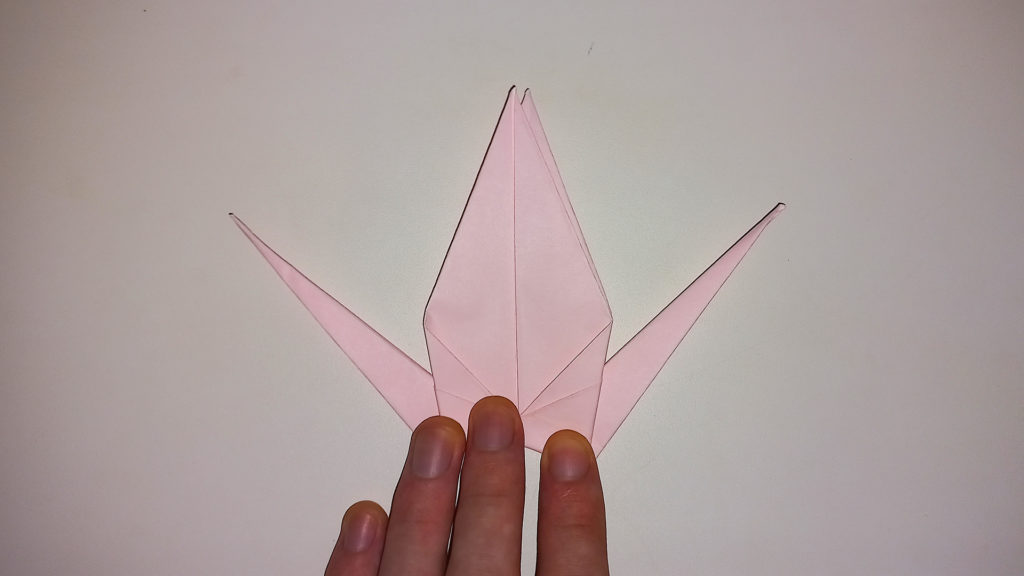 Оригами журавлик - Шаг 13-2 - Вытягиваем шею слева