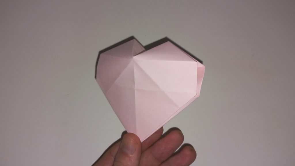 Финал - Объемное сердце в технике оригами